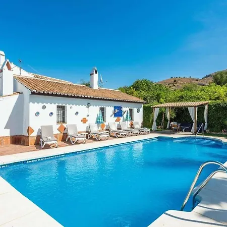 Villa Casa La Vina Del Arenal By Ruralidays